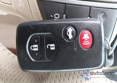 2012 Toyota Avalon Limited z USA, uszkodzony, nr VIN 4T1BK3DB7CU461267